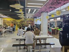 -哆喀美食广场(虎丘婚纱城店)