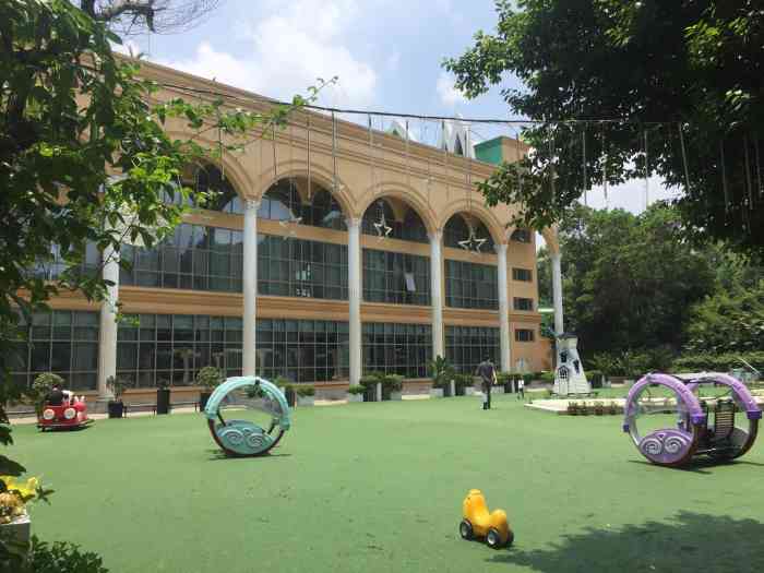 南粤春宴会庄园中餐厅-"[薄荷]环境:来了几次了,非常适合家庭.