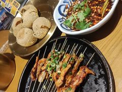 -包整·丝娃娃(一览甲秀楼风景店)