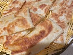 菠萝夹心甩饼-蜀留香火锅(西南角店)