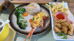 -禾馨·母婴护理月子中心(世纪大道店)