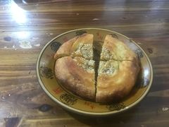 军屯锅盔-梁记肥肠粉(宽窄巷子店)