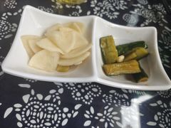 -八两八金·莱芜特色炒鸡(市南漳浦路店)