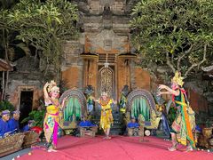 -Warung Babi Guling Ibu Oka 3