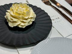 -潮一不贰·西式简餐·法式甜品(外滩店)