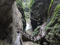 -龙水峡地缝景区
