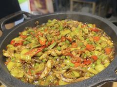 -聚鑫朋酸菜肥肠(文艺路口店)