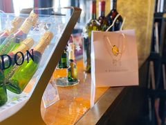 -YUE·6·西式融合餐厅(外滩六号店)