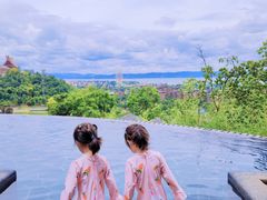 -七彩云南古滇温泉山庄