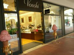 门面-VENCHI 闻绮(上海佛罗伦萨小镇店)