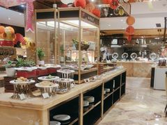 -上海皇廷花园酒店·西餐厅·自助餐