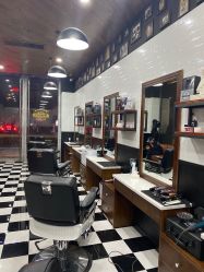 -MARTIN'S BARBER SHOP男士理发馆