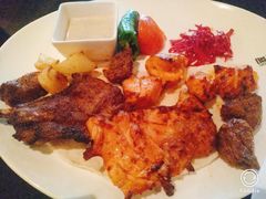 -Efes Turkish & Mediterranean Cuisine 艾菲斯餐厅(陆家嘴店)