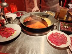 -朱光玉火锅馆(小寨原力场店)