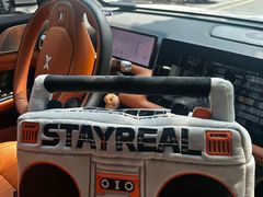 -StayReal Cafe(长宁来福士广场东八区店)