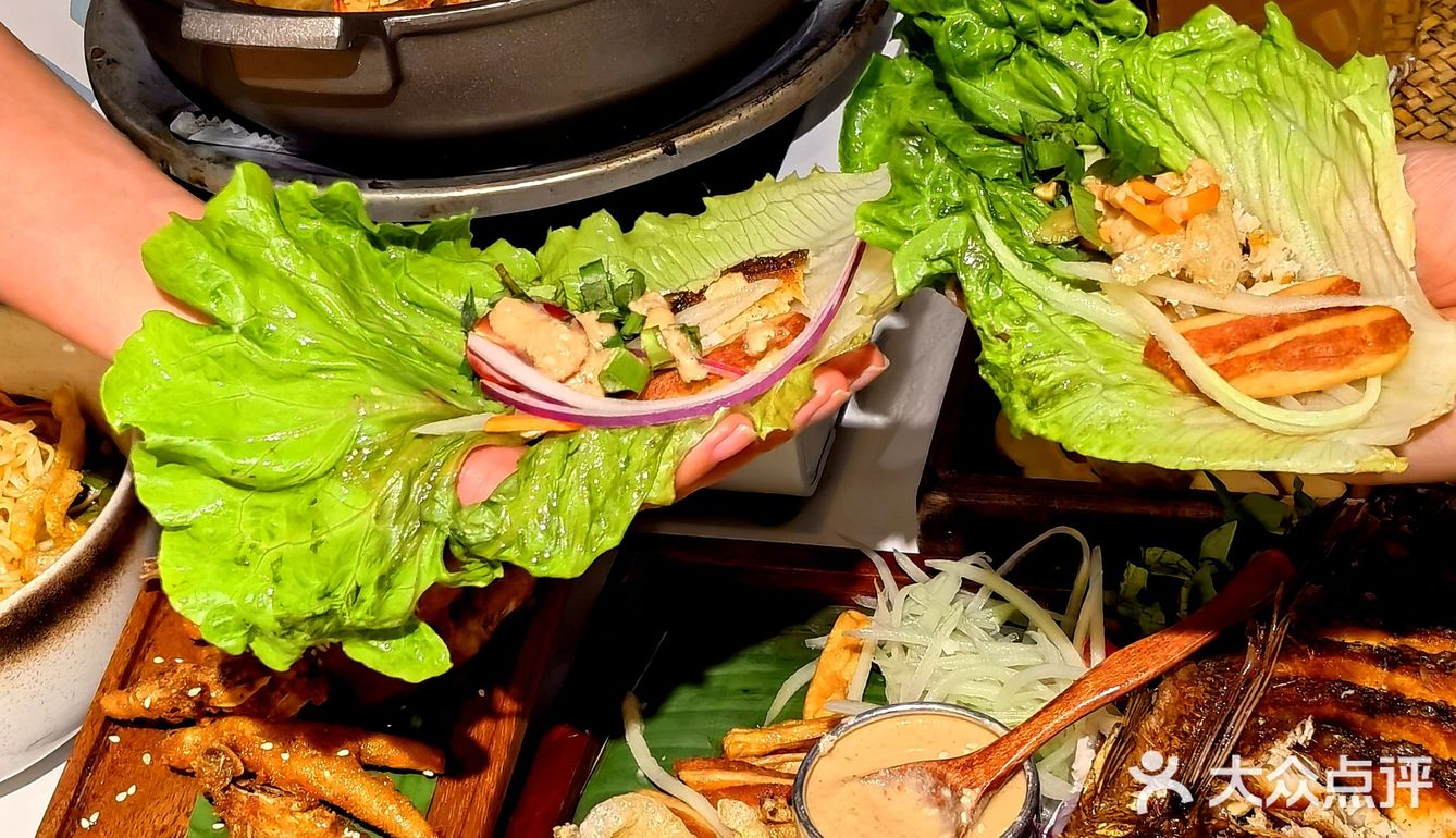 藏在昆明老街的老挝菜 酸汤牛脚太下饭啦