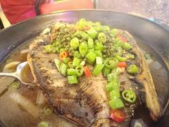 青花椒烤鱼-令狐冲烤鱼·烧菜馆(达明店)