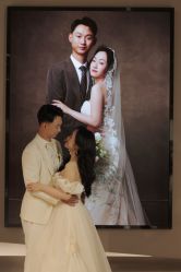 -乐派诗婚纱摄影