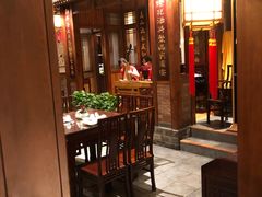 -成隆行·蟹王府(九江路店)