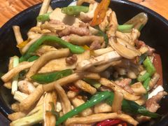 萝卜干炒肉-禧福徕盆盆香川菜馆(北京市朝阳区)