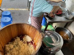 -梁阿婆廿年老牌扣肉糯米饭