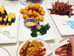 腊肠煲仔饭-赵四小姐(名人花园小区店)