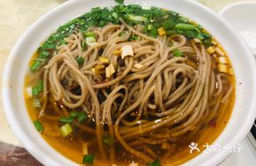 Pork Soup Noodles with Hele Noodles