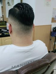 -纯剪男士理发馆·烫染专业店