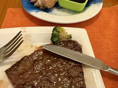 -亚龙湾希尔顿自助餐厅·海鲜·烧烤·沙滩BBQ·现场乐队