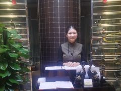 -宝利来国际大酒店-凤凰阁旋转餐厅