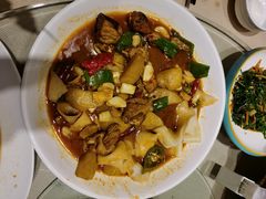 新疆大盘鸡-新疆巴州金丝特餐厅(大钟寺店)