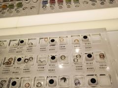 -moody彩瞳(环宇城店)
