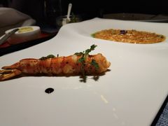 -弦月窗LUNETTE BY AMANDA(复兴路店)