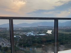 -瑰丽酒店·海吧·天际下午茶·现场DJ·天台酒吧