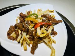 花生芽炒牛肋条-顺峰顺水顺德菜(第一百货店)