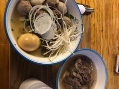 招牌全家福，黄牛肉汤-e+粉店(康王北路店)