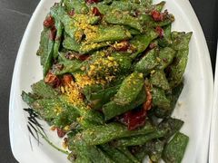 -小红鲸·海鲜餐厅(轸大路店)