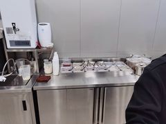 -沪上阿姨·精选茶饮(融创公馆店)