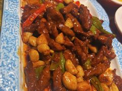-老码头黑皮肘子锅包肉(赣水路店)