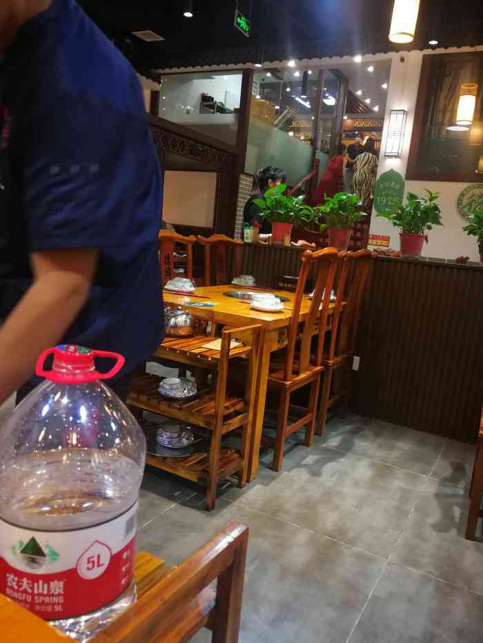 清真·德兴顺(趵突泉店)-"冲着门钉肉饼去的,在抖音上刷到好多次了,.