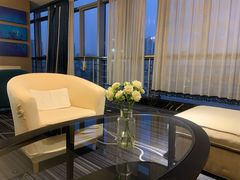 -万达影城IMAX(海口日月广场店)