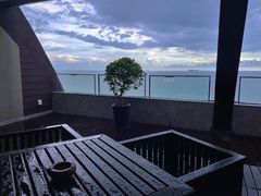 -三亚湾海居铂尔曼度假酒店