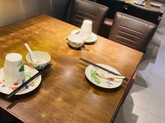 大堂-大头虾越式风味餐厅(光明广场店)