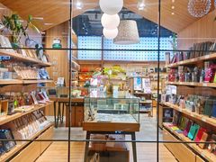 -百新书局(尚悦湾店)