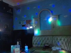 -艾尚主题式KTV(艾溪湖绿地店)