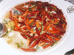 老坛酸菜酸菜鲈鱼-江渔儿酸菜鱼(东山店)