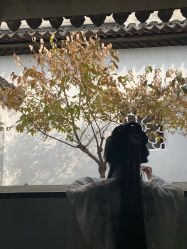 -一揽芳华汉服旗袍体验馆(拙政园店)