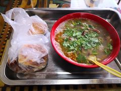 -春雨羊汤店(广开四马路总店)