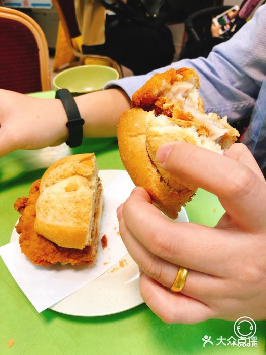 胜利茶餐室图片