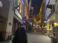 -鲁邦国际风情街(麦世达韩国精品百货店)